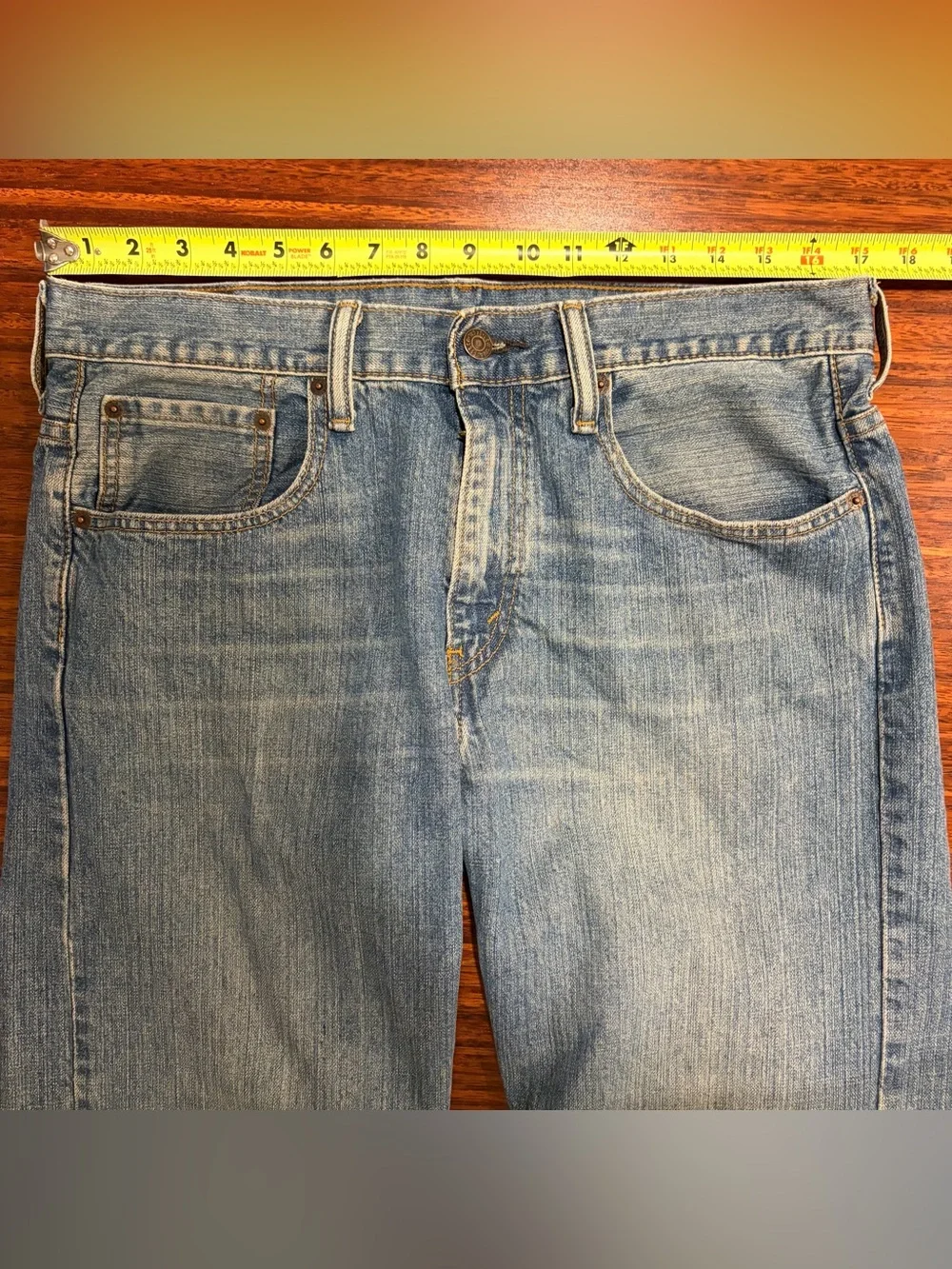 Levi’s 569 Loose Straight Jeans Vintage Y2K Medium Wash 32x32